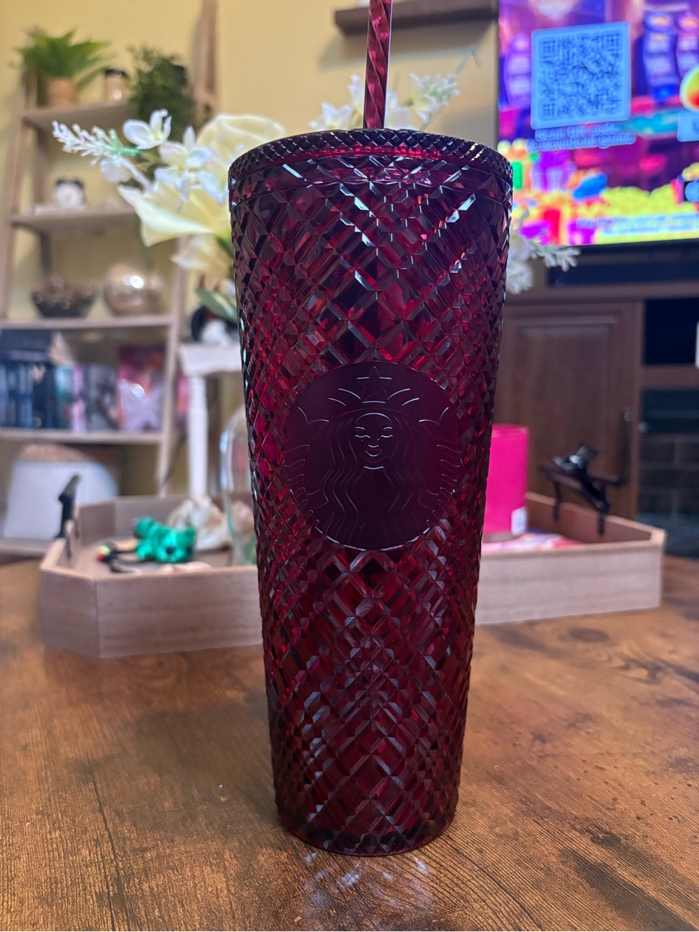 Starbucks Deep Ruby Red Faceted Tumbler with Straw